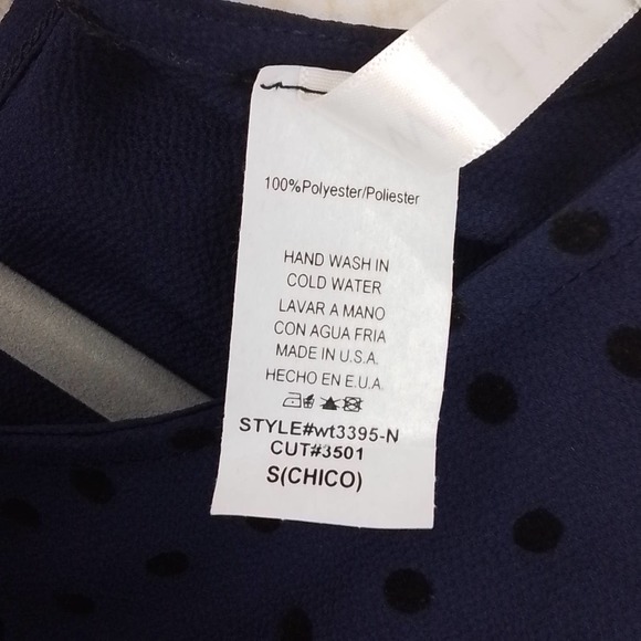 West Moon Sleeveless Blouse Size Small in Blue w/ Black Polka Dots - Picture 5 of 11